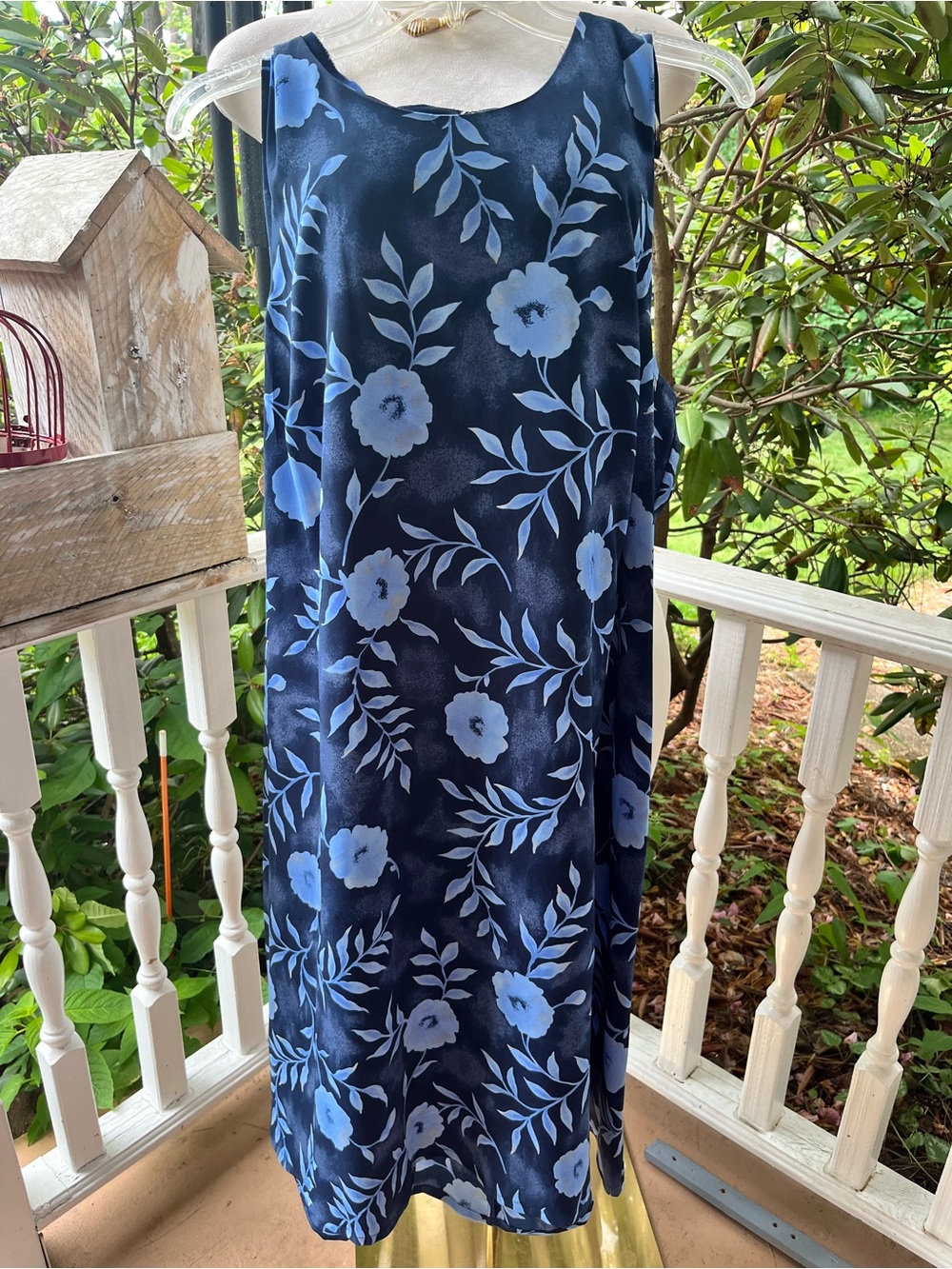 Sag Harbor Woman 22W Blue Floral Sleeveless Midi Dress Grandmacore